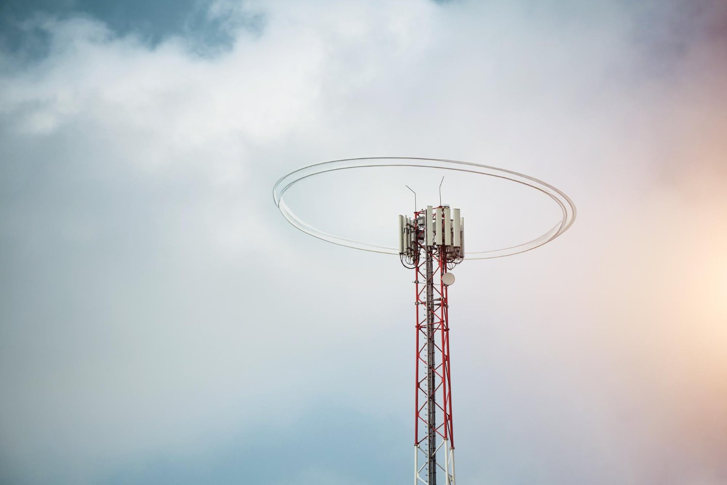 Supporting 5G Rollout with Satellite Networks